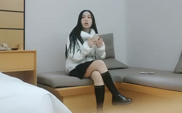 22岁172cm艺术学院清纯女神学生妹兼职援交