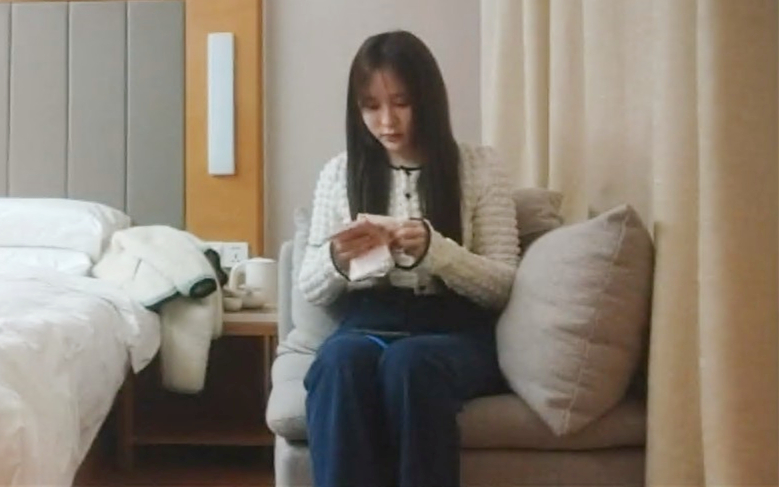 170Cm女神级兼职美女细腰美腿解开衣服猛揉奶