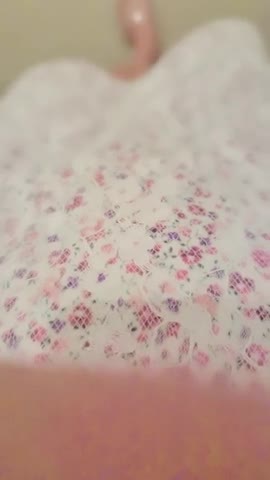 20210724，【大一妹妹】，暑假期间，直播赚钱不能停，露脸厕所自慰，粉嫩少女的骚穴水汪汪，小欲女饥渴万分超淫荡