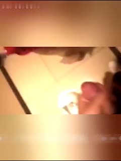 兄弟在外面摇骰子我在厕所操她极品女友隔壁厕所有人偷听