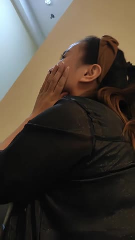 【爱情故事】，最新拿下新良家，漂亮温柔，少妇正是如狼似虎的时刻，欲拒还迎下午钟点房春宵一刻