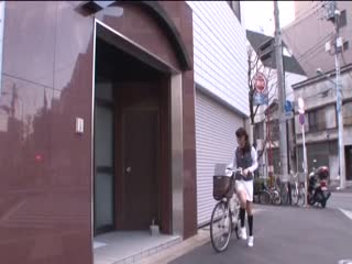 [中文字幕]JKZK-016ウチの会社に火金で来る●●●●第01集