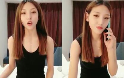 小可愛长得不错不錯00後小花旦直播秀穿著女仆裝