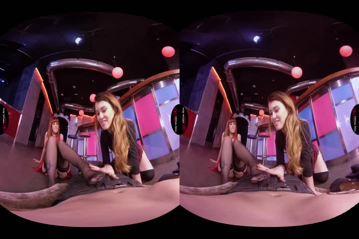 18VR Morgan Rodriguez And Gina Gerson Share Cock VR Porn89