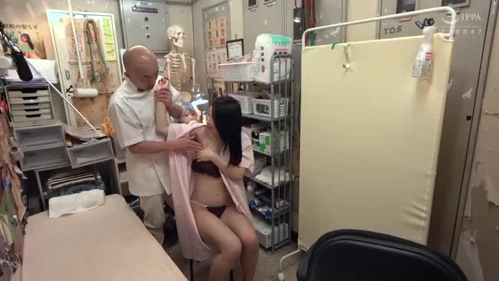 SDS-031 - 妃悠愛人気者で抜こう 妃悠愛