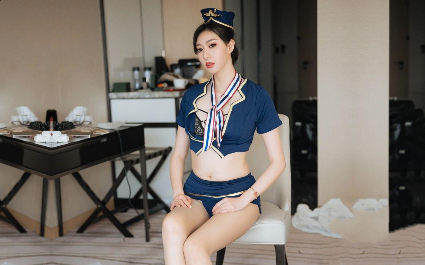 红高跟韩国空姐制服无套内射超白浆