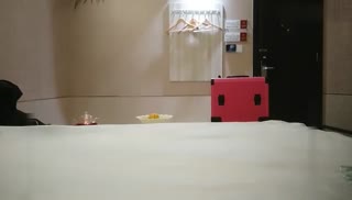 高端会所黑丝女技师莞式全程服务,全套毒龙漫游胸推