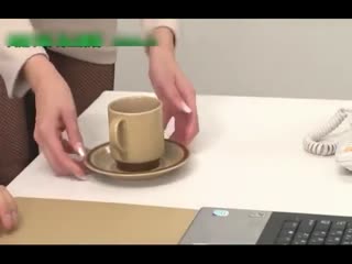 誘惑連褲襪痴女OL 松嶋葵（上）