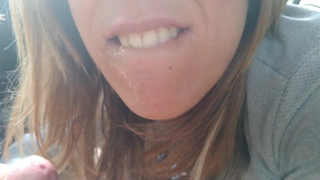 我把精液都吞下去了