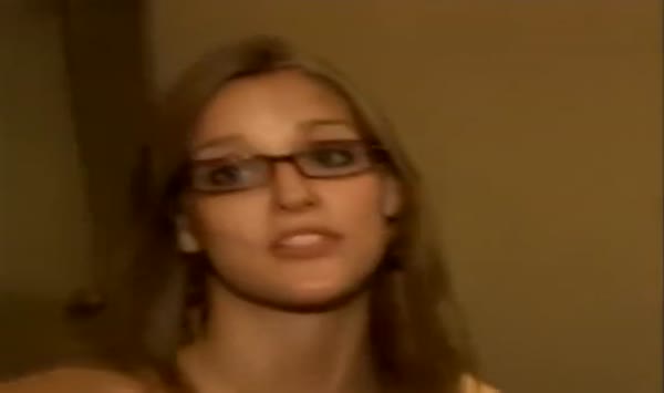 0051_Veneisse-Sultry girl ge double fisted from girlfriend11