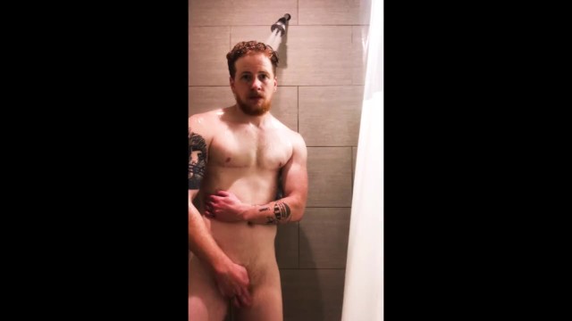 滚烫的姜汁FTM在健身房淋浴时会抽搐