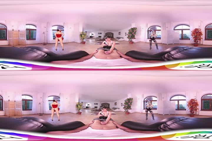 ３６０°ＶＲで運転中のフェラチオ