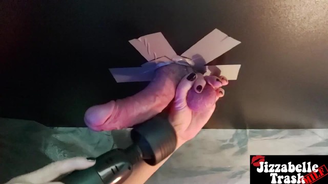 Swinger Club——在挤奶桌上和一只陌生的大鸡巴玩耍