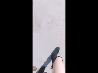 胆大网红主播西施猫大白天公园勾搭路人路边站立啪啪不够尽兴到车里继续玩呻吟超浪