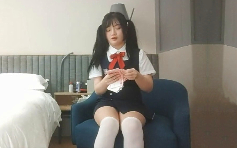 童颜巨乳2800价格值得别看年纪小活不错