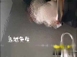 出差山东soul上认识的175护士赶高铁只能在商场厕所抱起来狂操