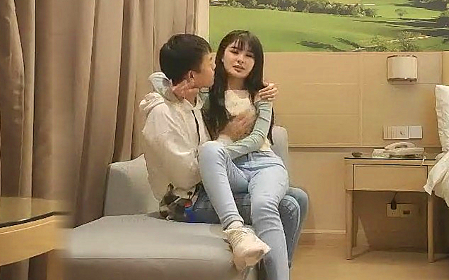 一屌探花啪啪极品邻家小妹