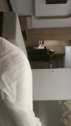 3 铁鸡吧归来约良家小少妇，买了个金手镯喜笑颜开，聊聊天调调情，扒掉衣服正入抱着抽插猛操 new