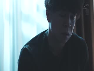 JUL-731 甘い囁きに流されるまま、僕は大学を留年するまで、人妻との巣篭もりSEXに溺れて…。 水戸かな