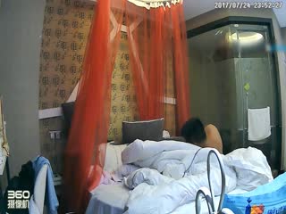 酒店偷拍漂亮大长腿妹子和男友啪啪抱起妹子疯狂输出早上