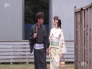 080422-003 サマーヌード -お祭り帰りに公眾トイレで中出しSEX