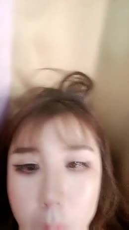 唇红齿白黑丝大长腿美女和男友做爱 aac