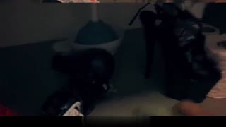 “厚脸皮斯蒂芬斯香奈儿脆饼撞我女朋友