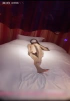 收费自拍视频9V整合1V，BB塞鸡蛋 狐狸尾 滴蜡 黄瓜自慰花样百出