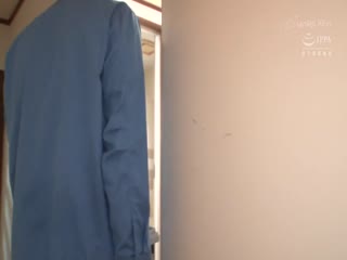 NHDTB-677 突然の侵入者から生挿入！地に足を付けられない浮きっぱなし空中FUCKで屈辱イキした敏感新妻は中出しも拒めない 宮沢