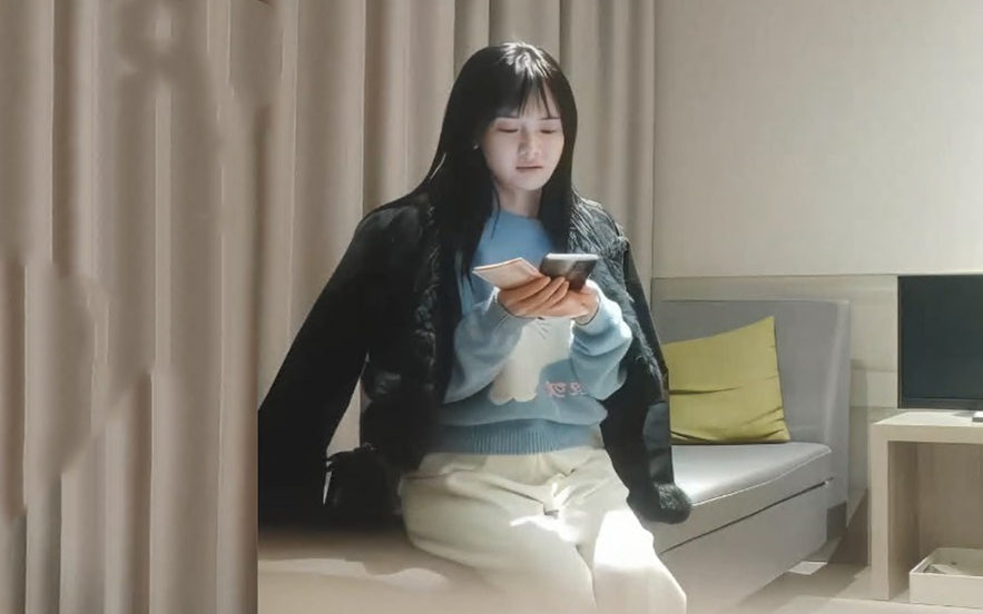 纯素颜学生妹数钞票的样子真专注爱干净有洁癖娇小玲珑端起来干征服感满满