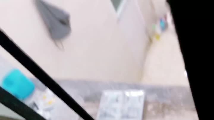 巨乳白嫩主播冷儿来姨妈就玩花样酸奶倒鸡巴上一会乳交一会口交A