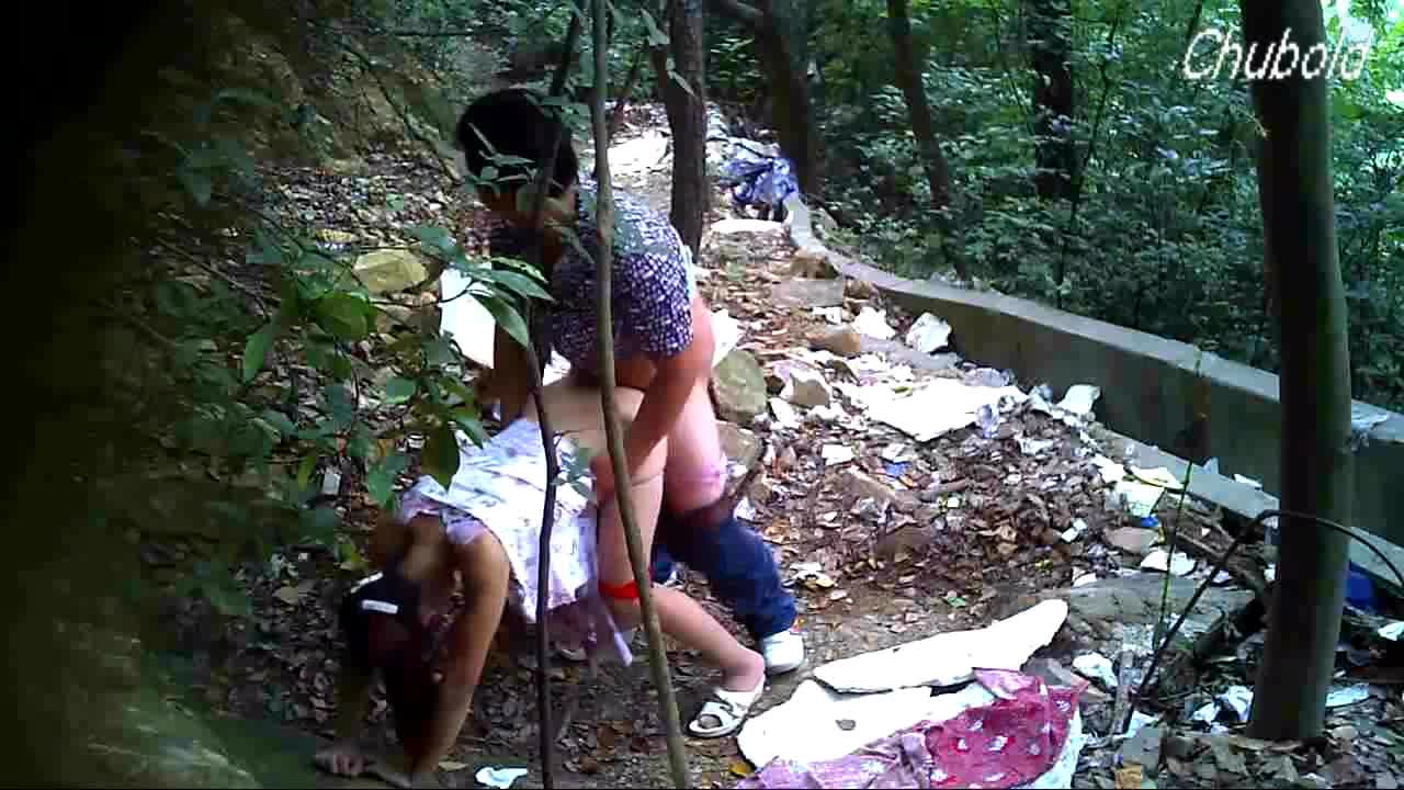 没有女友的青年小胖树林里嫖个有几分气质的良家少妇