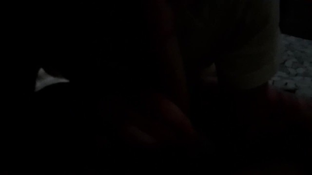 真正的业余意大利女孩派对后秘密口交