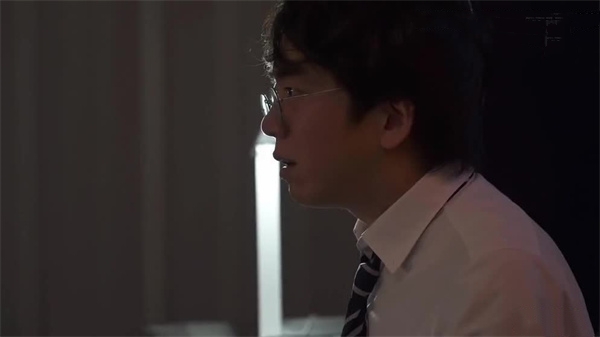 AI-杨幂：怂恿人妻按摩偷窥，暗中激情诱惑实录