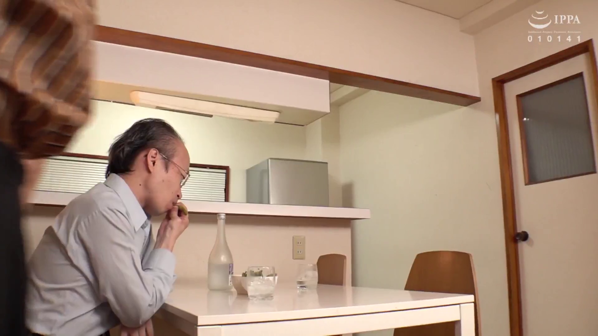 TOEN-35 今すぐヤリたい欲求不満なGカッ美人妻 旦那の部下に酔わされ、寝取られ、調教され… 池谷佳純