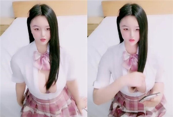 大转盘自摸诱惑退下内衣露大白奶子揉搓晃动掰穴自摸逼逼翘起大屁股扭动特写