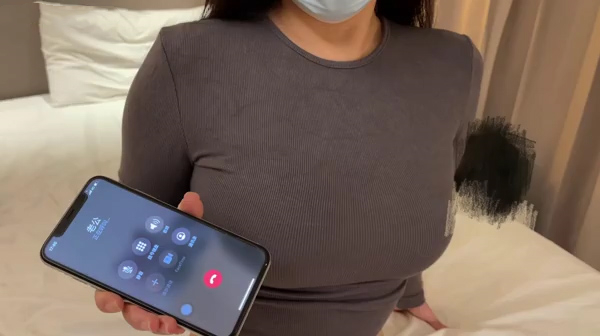 偷情时老公突然电话查岗边打边操真刺激