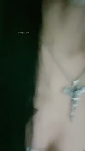 神似抖音千万网红蔡萝莉！【黎酱】收费房掰逼揉奶~极品~~黎酱 20221115-231708-895