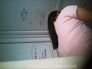 zipai#外站流出高校女厕近距离偷拍怎么拍的这么清晰