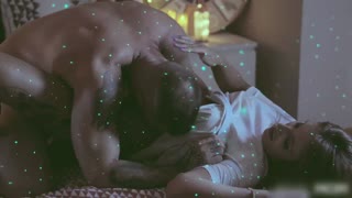 夫人的性感装扮