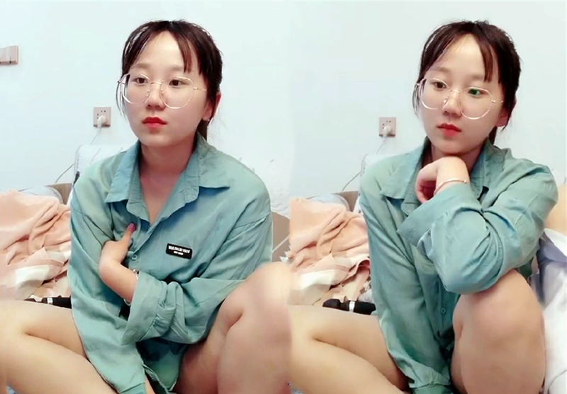 表妹19岁2男2女淫乱群P两个00后小大胸粉嫩鲍鱼水多69舔穴道具自慰连环啪啪玩得真开