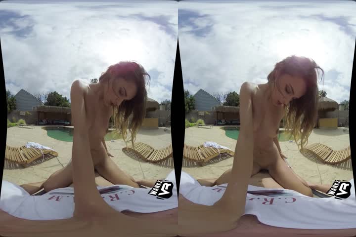 Anny Aurora is a dirty Octoberfest hostess with beer75