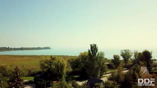 休息日两个女大学生无聊