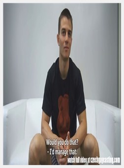 大屌肌肉男孩, 男同