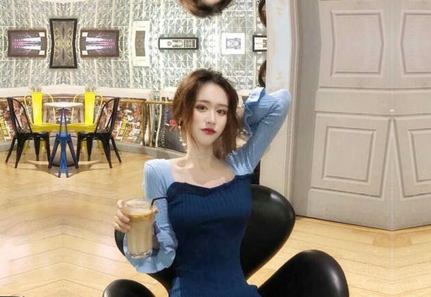 真实约炮无套路约操爆裂黑丝高跟艳丽少妇扛腿猛烈抽插