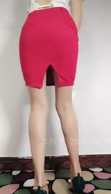 一对一！红臀裙绿高跟