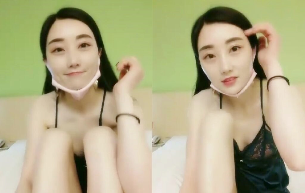 气质不错美少妇炮友全身推油按摩啪啪推完油扣逼口交骑乘抱起来猛操