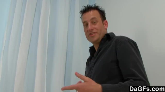 请操我妻子来实现我们的淘气幻想