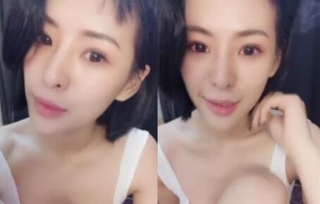 漂亮短发美女主播漏奶手指扣B自慰小秀喜欢不要错过