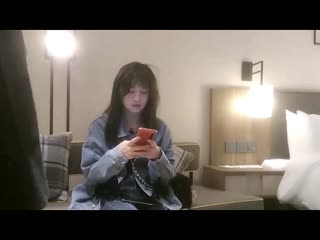 约炮在校大学生妹子，没想到真的很骚，一直让快操她的小骚逼
